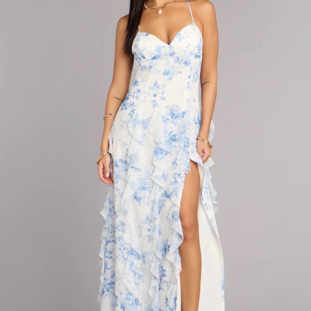 Windsor Blue and White Floral Maxi Dress